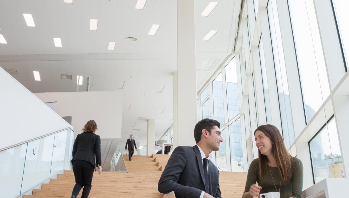 2 salariés en réunion