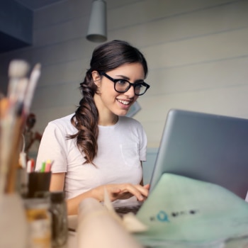 Femme télétravail